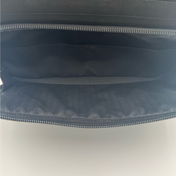 Tumi Alpha 26124DH Rolling Carry On Luggage , Laptop Briefcase Ballistic - Picture 8 of 12